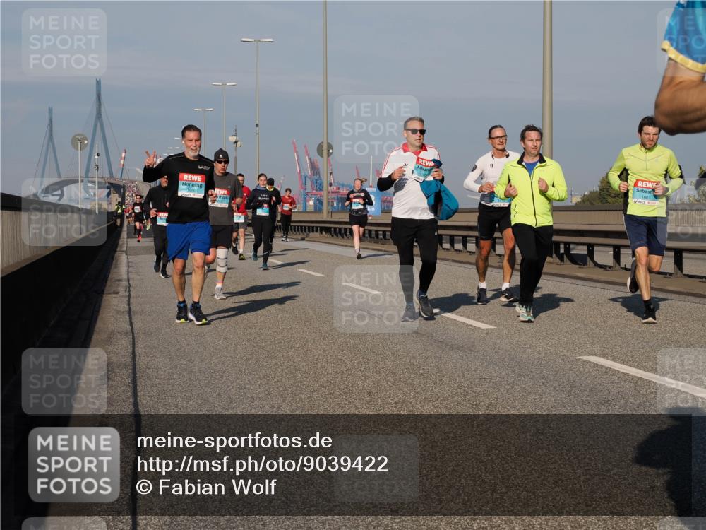 03.10.2025 - Köhlbrandbrückenlauf Fabian Wolf http://msf.ph/oto/9039422 03.10.2025 09:53:39 Position 3 1660, 1601 meine-sportfotos.de