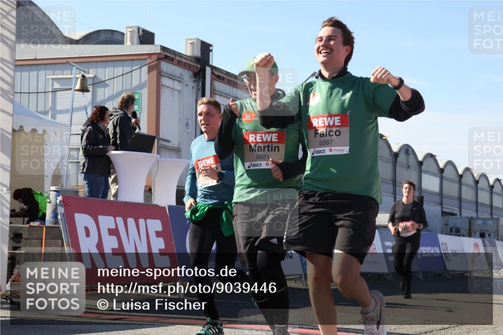 03.10.2025 - Köhlbrandbrückenlauf Luisa Fischer http://msf.ph/oto/9039446 03.10.2025 13:29:57 Ziel 4714, 4825, 5260, 5333, 5369, 5574, 5587, 5621, 5930, 5944, 6066, 6234, 6570, 6698 meine-sportfotos.de