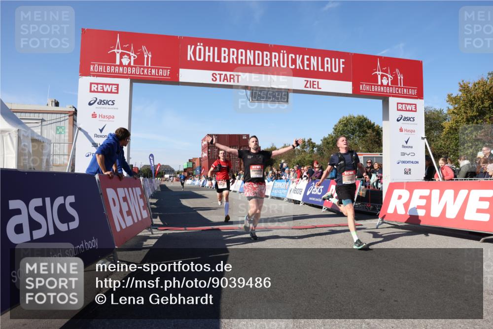 03.10.2025 - Köhlbrandbrückenlauf Lena Gebhardt http://msf.ph/oto/9039486 03.10.2025 12:55:46 Ziel 4001, 4594, 6100, 6480, 6762 meine-sportfotos.de