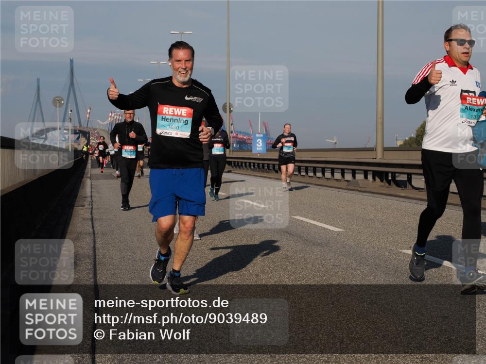03.10.2025 - Köhlbrandbrückenlauf Fabian Wolf http://msf.ph/oto/9039489 03.10.2025 09:53:41 Position 3 1873, 1660, 3, 137 meine-sportfotos.de