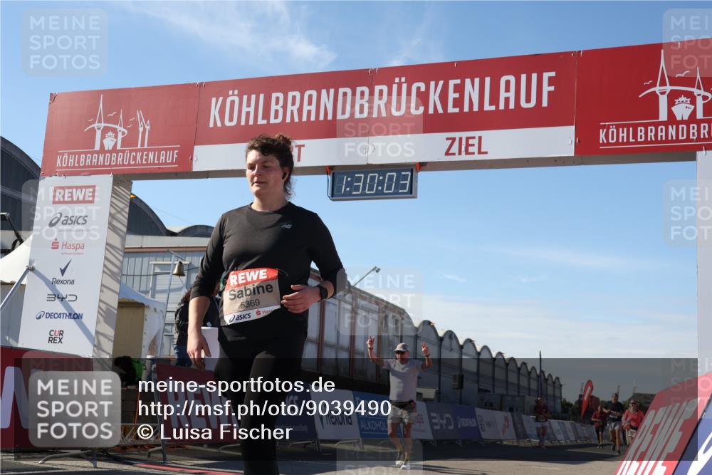 03.10.2025 - Köhlbrandbrückenlauf Luisa Fischer http://msf.ph/oto/9039490 03.10.2025 13:30:02 Ziel 4459, 4825, 5369, 5398, 5587, 5621, 5930, 5944, 6234, 6570, 6698 meine-sportfotos.de