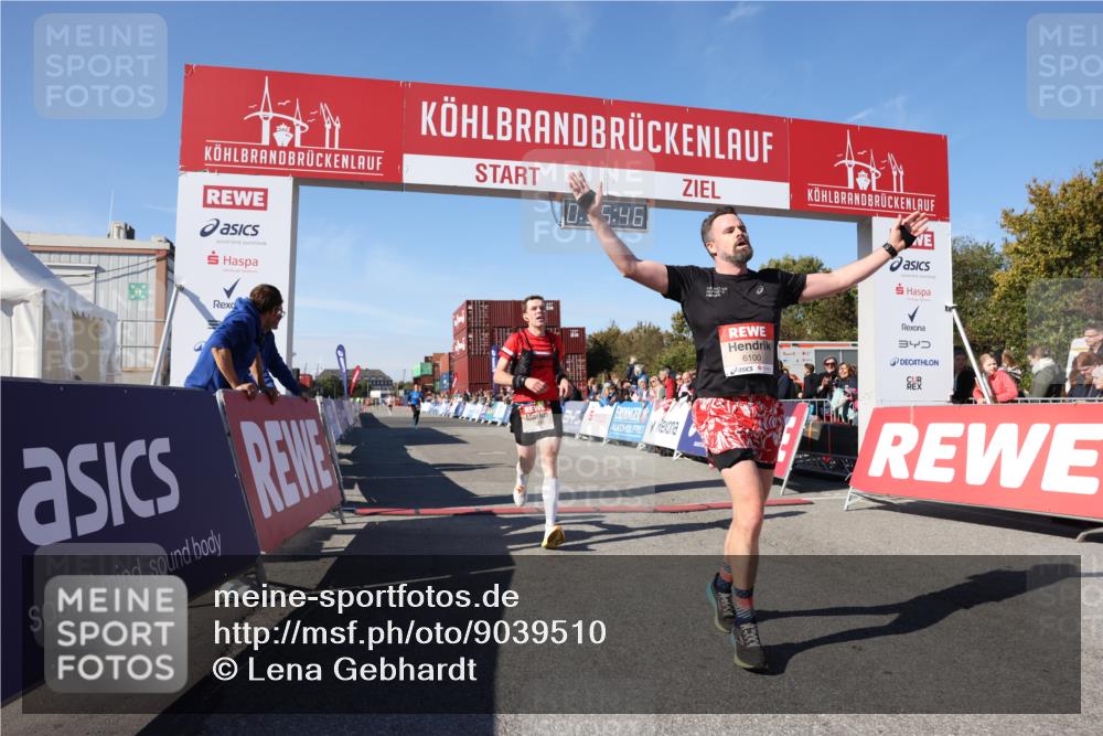 03.10.2025 - Köhlbrandbrückenlauf Lena Gebhardt http://msf.ph/oto/9039510 03.10.2025 12:55:47 Ziel 4001, 4594, 6100, 6480, 6762 meine-sportfotos.de