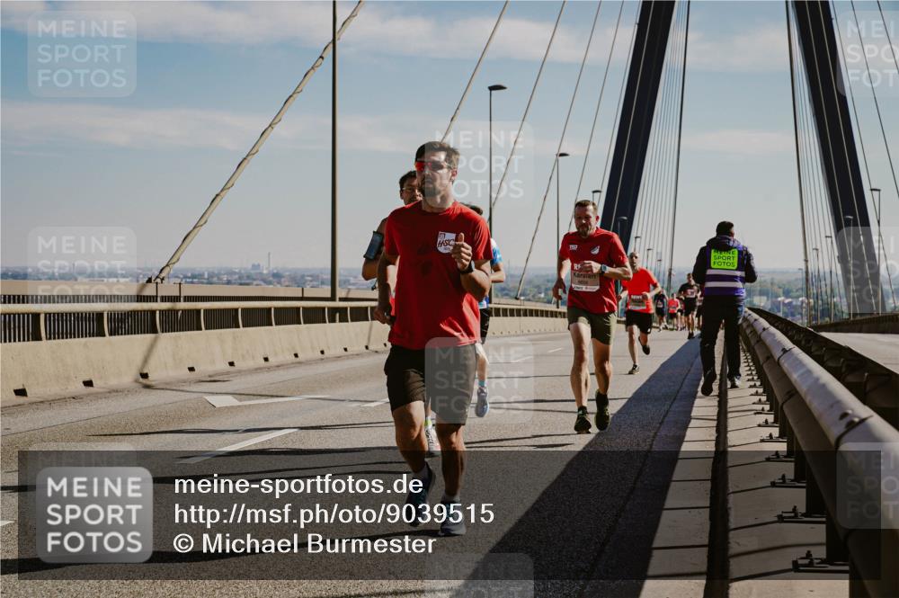 03.10.2025 - Köhlbrandbrückenlauf Michael Burmester http://msf.ph/oto/9039515 03.10.2025 12:19:36 Position 1 150, 6656 meine-sportfotos.de