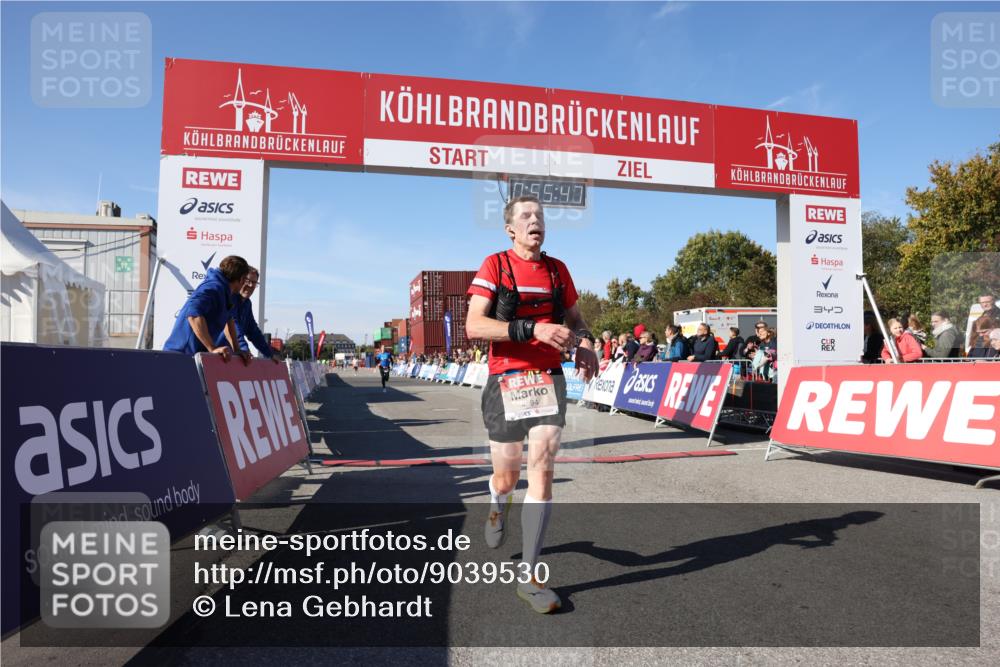 03.10.2025 - Köhlbrandbrückenlauf Lena Gebhardt http://msf.ph/oto/9039530 03.10.2025 12:55:48 Ziel 4001, 4594, 6100, 6480, 6762 meine-sportfotos.de