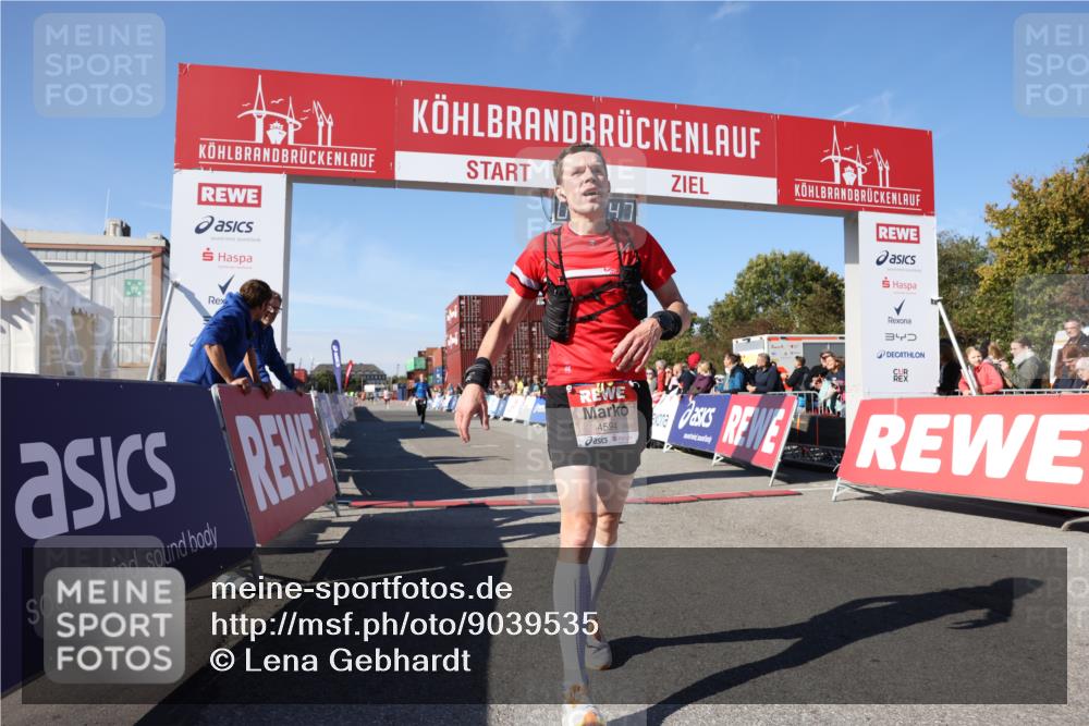 03.10.2025 - Köhlbrandbrückenlauf Lena Gebhardt http://msf.ph/oto/9039535 03.10.2025 12:55:48 Ziel 4001, 4594, 6100, 6480, 6762 meine-sportfotos.de