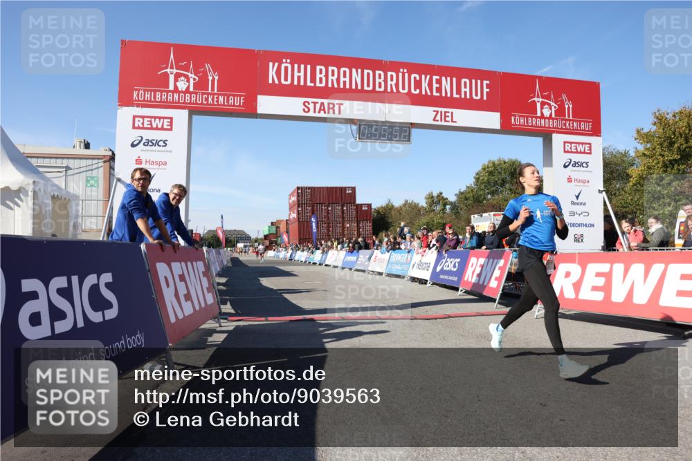 03.10.2025 - Köhlbrandbrückenlauf Lena Gebhardt http://msf.ph/oto/9039563 03.10.2025 12:55:52 Ziel 4594, 5966, 6100, 6480, 6762 meine-sportfotos.de