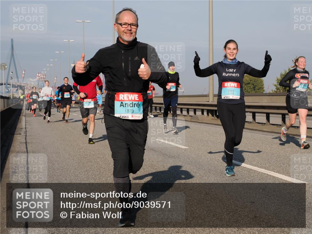 03.10.2025 - Köhlbrandbrückenlauf Fabian Wolf http://msf.ph/oto/9039571 03.10.2025 09:53:45 Position 3 1873, 3743 meine-sportfotos.de