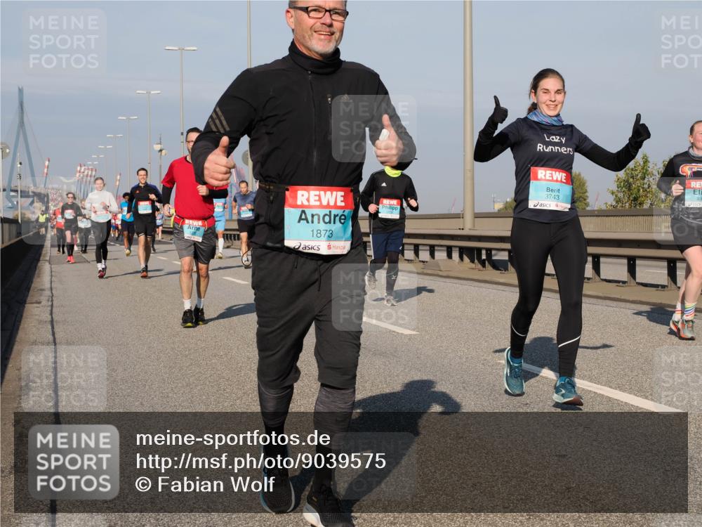 03.10.2025 - Köhlbrandbrückenlauf Fabian Wolf http://msf.ph/oto/9039575 03.10.2025 09:53:45 Position 3 1873, 3743 meine-sportfotos.de