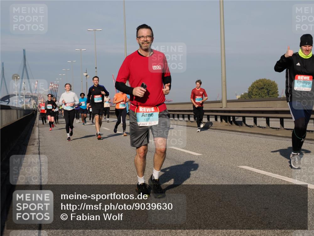 03.10.2025 - Köhlbrandbrückenlauf Fabian Wolf http://msf.ph/oto/9039630 03.10.2025 09:53:48 Position 3 1375, 1833 meine-sportfotos.de