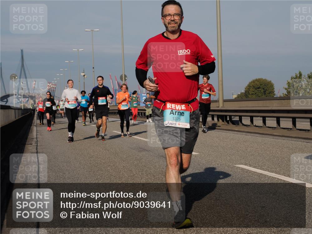 03.10.2025 - Köhlbrandbrückenlauf Fabian Wolf http://msf.ph/oto/9039641 03.10.2025 09:53:48 Position 3 1375 meine-sportfotos.de