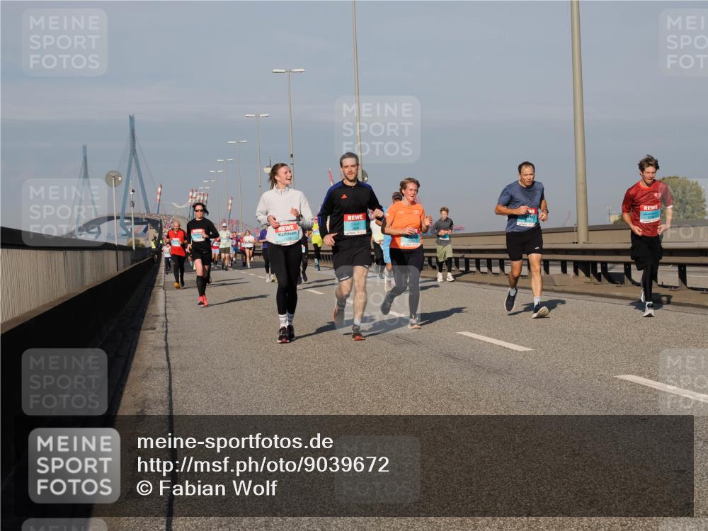 03.10.2025 - Köhlbrandbrückenlauf Fabian Wolf http://msf.ph/oto/9039672 03.10.2025 09:53:50 Position 3  meine-sportfotos.de