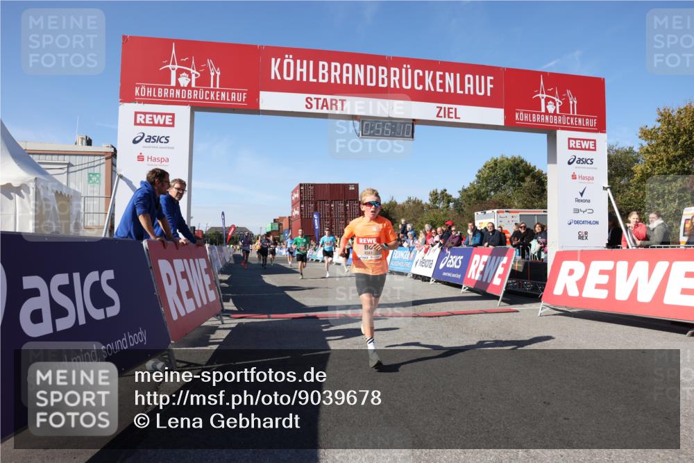 03.10.2025 - Köhlbrandbrückenlauf Lena Gebhardt http://msf.ph/oto/9039678 03.10.2025 12:56:11 Ziel 4041, 4050, 4078, 4114, 4123, 5957, 6206, 6489, 6495, 6778 meine-sportfotos.de