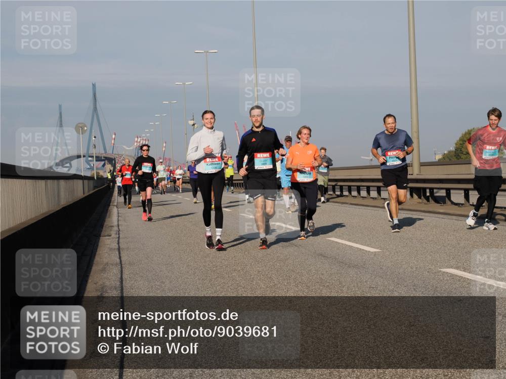 03.10.2025 - Köhlbrandbrückenlauf Fabian Wolf http://msf.ph/oto/9039681 03.10.2025 09:53:50 Position 3  meine-sportfotos.de