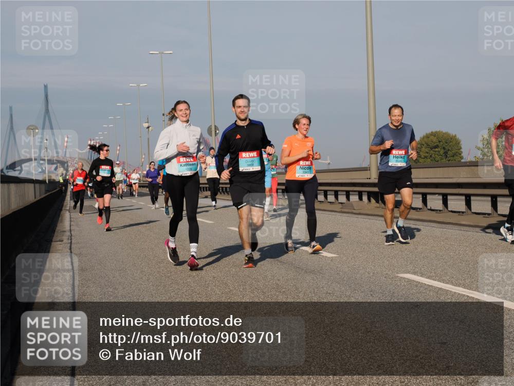03.10.2025 - Köhlbrandbrückenlauf Fabian Wolf http://msf.ph/oto/9039701 03.10.2025 09:53:51 Position 3 1229, 1343, 1 meine-sportfotos.de