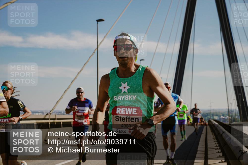 03.10.2025 - Köhlbrandbrückenlauf Michael Burmester http://msf.ph/oto/9039711 03.10.2025 12:20:04 Position 1 4060, 4030 meine-sportfotos.de