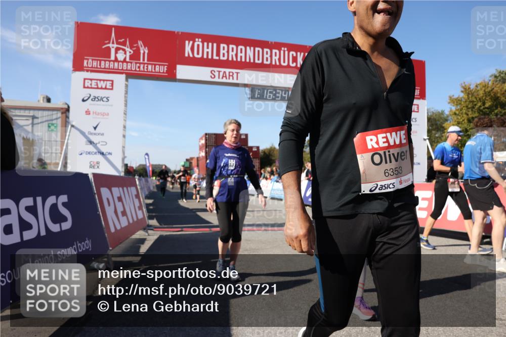03.10.2025 - Köhlbrandbrückenlauf Lena Gebhardt http://msf.ph/oto/9039721 03.10.2025 13:16:34 Ziel 4036, 4146, 4235, 4314, 4408, 4586, 5104, 5498, 5570, 5630, 5694, 5815, 5983, 6208, 6353, 6377, 6812 meine-sportfotos.de