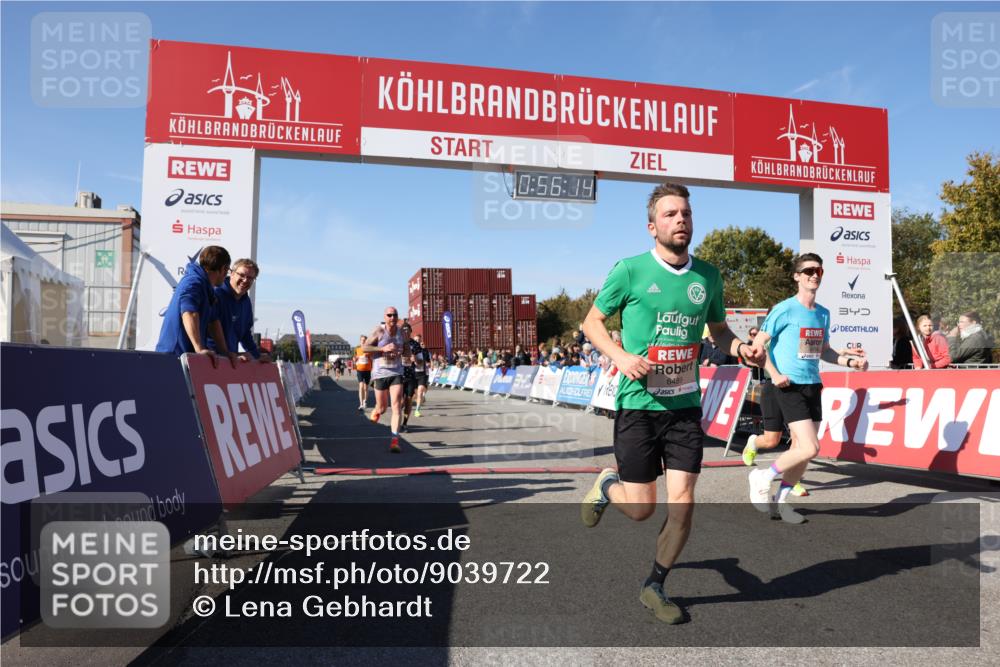 03.10.2025 - Köhlbrandbrückenlauf Lena Gebhardt http://msf.ph/oto/9039722 03.10.2025 12:56:14 Ziel 4041, 4050, 4078, 4114, 4123, 5957, 6206, 6489, 6495 meine-sportfotos.de