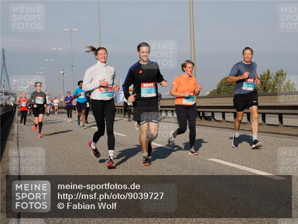 03.10.2025 - Köhlbrandbrückenlauf Fabian Wolf http://msf.ph/oto/9039727 03.10.2025 09:53:52 Position 3 1229, 3808, 1343, 2026 meine-sportfotos.de