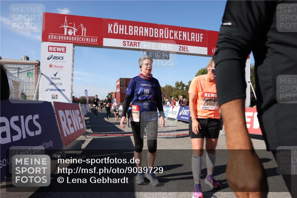 03.10.2025 - Köhlbrandbrückenlauf Lena Gebhardt http://msf.ph/oto/9039729 03.10.2025 13:16:35 Ziel 4036, 4146, 4235, 4314, 4408, 4586, 5104, 5498, 5570, 5630, 5694, 5815, 5983, 6208, 6353, 6377, 6812 meine-sportfotos.de