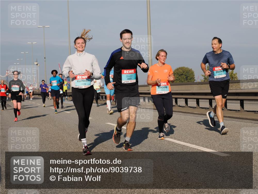 03.10.2025 - Köhlbrandbrückenlauf Fabian Wolf http://msf.ph/oto/9039738 03.10.2025 09:53:52 Position 3 1229, 3808, 1343, 2026 meine-sportfotos.de
