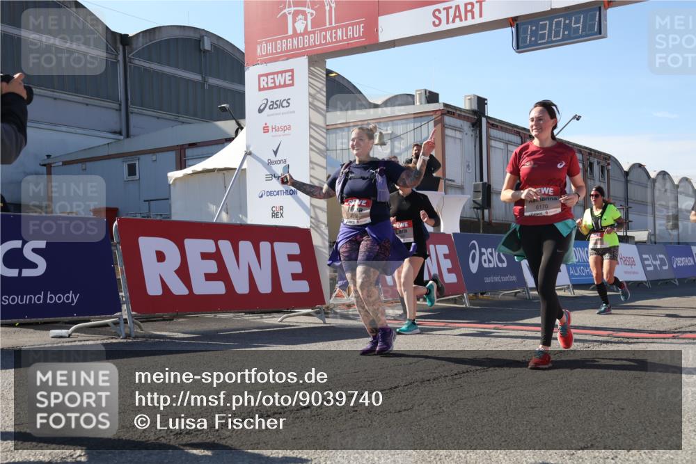 03.10.2025 - Köhlbrandbrückenlauf Luisa Fischer http://msf.ph/oto/9039740 03.10.2025 13:30:39 Ziel 4355, 4840, 4841, 5289, 5346, 6170, 6223, 6347 meine-sportfotos.de