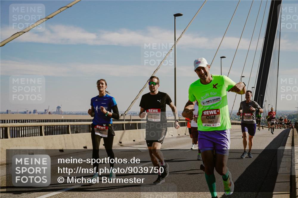 03.10.2025 - Köhlbrandbrückenlauf Michael Burmester http://msf.ph/oto/9039750 03.10.2025 12:20:08 Position 1 4079, 5947 meine-sportfotos.de