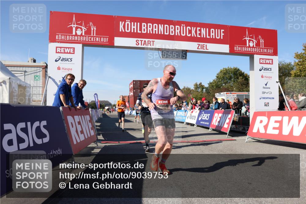 03.10.2025 - Köhlbrandbrückenlauf Lena Gebhardt http://msf.ph/oto/9039753 03.10.2025 12:56:16 Ziel 4028, 4041, 4050, 4078, 4114, 4123, 5957, 6206, 6489, 6495 meine-sportfotos.de