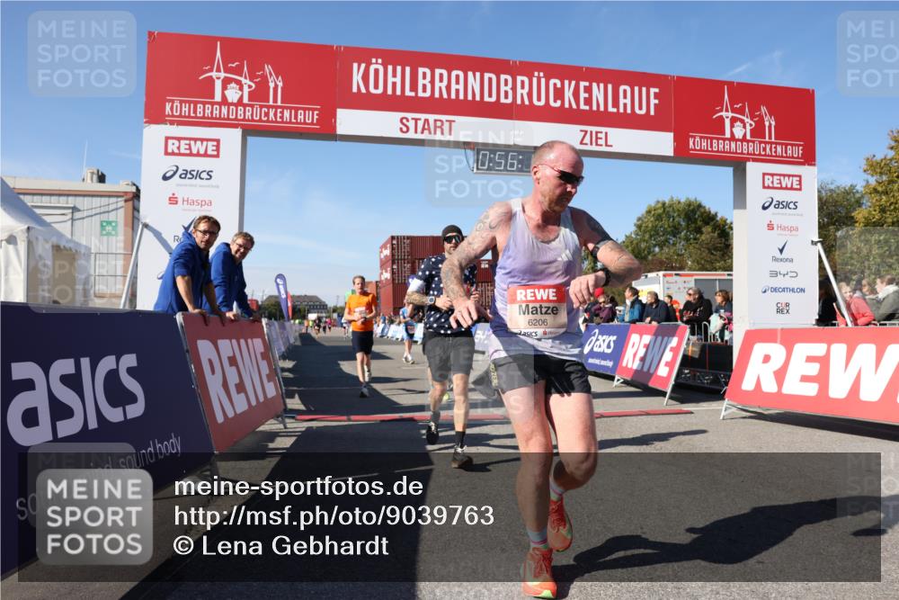 03.10.2025 - Köhlbrandbrückenlauf Lena Gebhardt http://msf.ph/oto/9039763 03.10.2025 12:56:16 Ziel 4028, 4041, 4050, 4078, 4114, 4123, 5957, 6206, 6489, 6495 meine-sportfotos.de