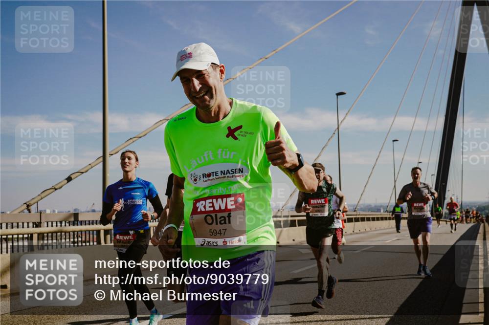 03.10.2025 - Köhlbrandbrückenlauf Michael Burmester http://msf.ph/oto/9039779 03.10.2025 12:20:09 Position 1 5947 meine-sportfotos.de