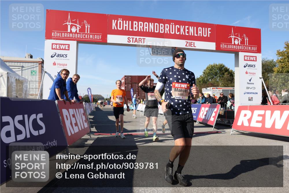 03.10.2025 - Köhlbrandbrückenlauf Lena Gebhardt http://msf.ph/oto/9039781 03.10.2025 12:56:17 Ziel 4028, 4041, 4050, 4078, 4114, 4123, 5957, 6206, 6489, 6495 meine-sportfotos.de