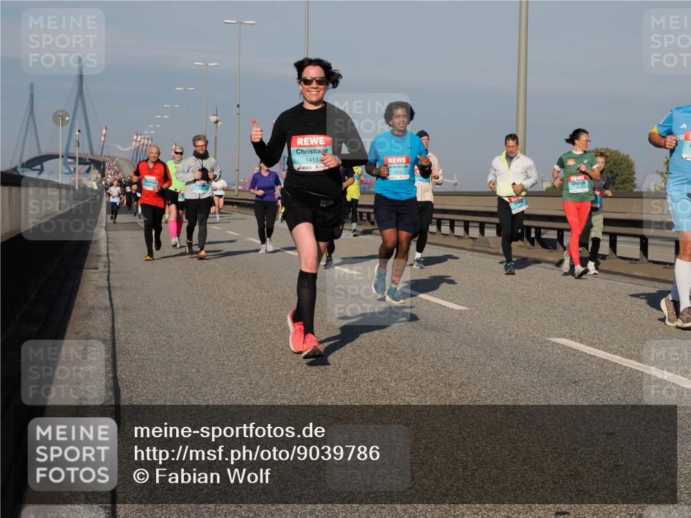 03.10.2025 - Köhlbrandbrückenlauf Fabian Wolf http://msf.ph/oto/9039786 03.10.2025 09:53:56 Position 3 1413, 3123 meine-sportfotos.de