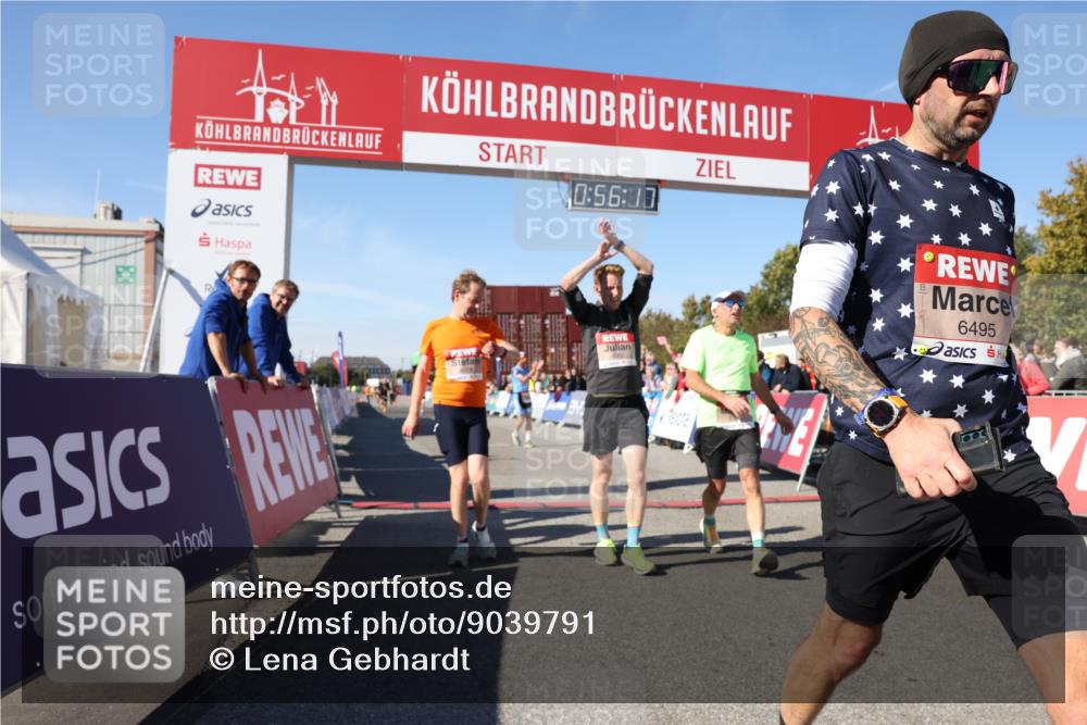 03.10.2025 - Köhlbrandbrückenlauf Lena Gebhardt http://msf.ph/oto/9039791 03.10.2025 12:56:18 Ziel 4028, 4041, 4050, 4078, 4114, 4123, 4166, 5957, 6206, 6489, 6495 meine-sportfotos.de