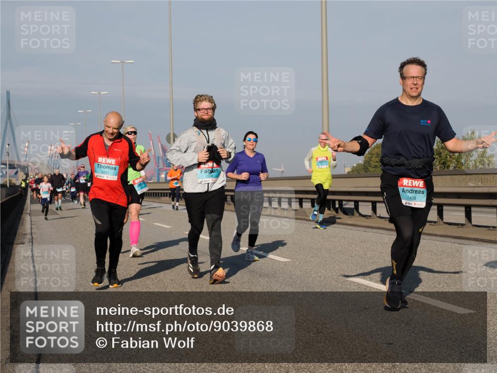 03.10.2025 - Köhlbrandbrückenlauf Fabian Wolf http://msf.ph/oto/9039868 03.10.2025 09:54:00 Position 3 2891, 2890, 1408 meine-sportfotos.de