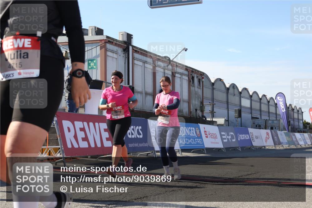 03.10.2025 - Köhlbrandbrückenlauf Luisa Fischer http://msf.ph/oto/9039869 03.10.2025 13:30:59 Ziel 4715, 4734, 5005, 5142, 5185, 5206, 5349, 5402, 5938, 6537 meine-sportfotos.de