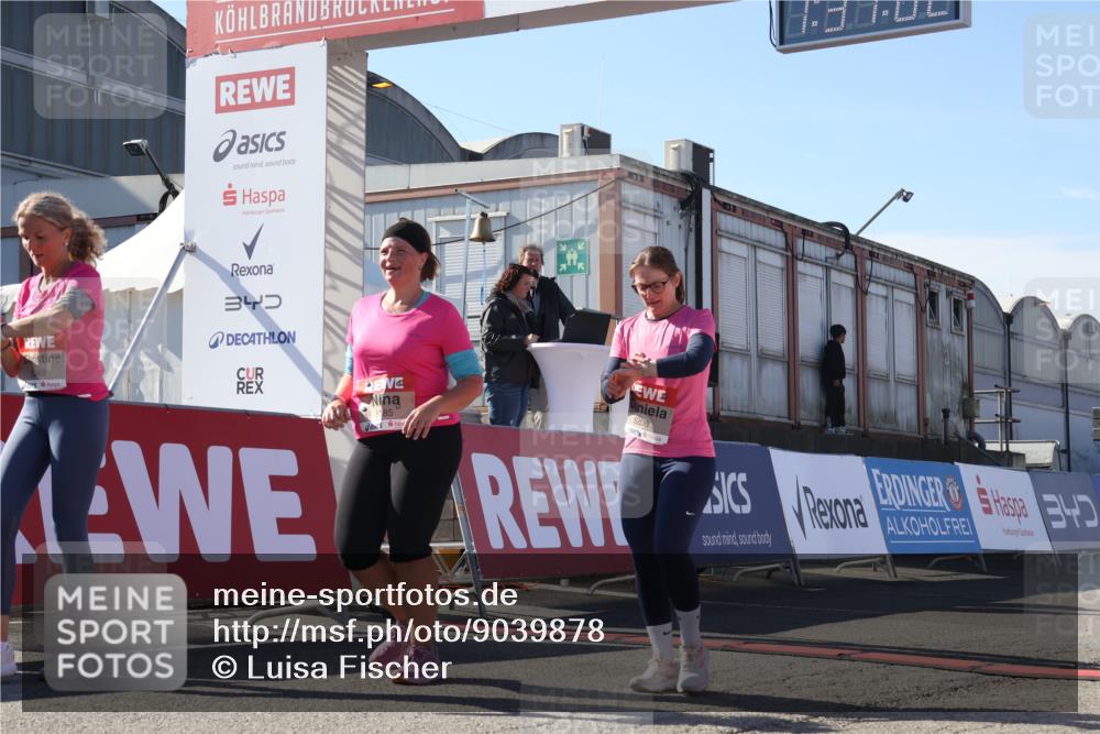 03.10.2025 - Köhlbrandbrückenlauf Luisa Fischer http://msf.ph/oto/9039878 03.10.2025 13:31:00 Ziel 4715, 4734, 5005, 5142, 5185, 5206, 5349, 5402, 5938, 6537 meine-sportfotos.de