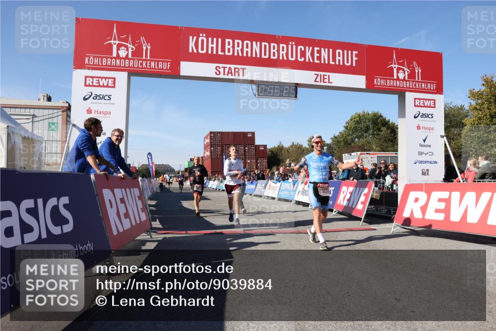 03.10.2025 - Köhlbrandbrückenlauf Lena Gebhardt http://msf.ph/oto/9039884 03.10.2025 12:56:25 Ziel 4028, 4050, 4078, 4166, 4170, 4231, 4478, 5957, 6266 meine-sportfotos.de