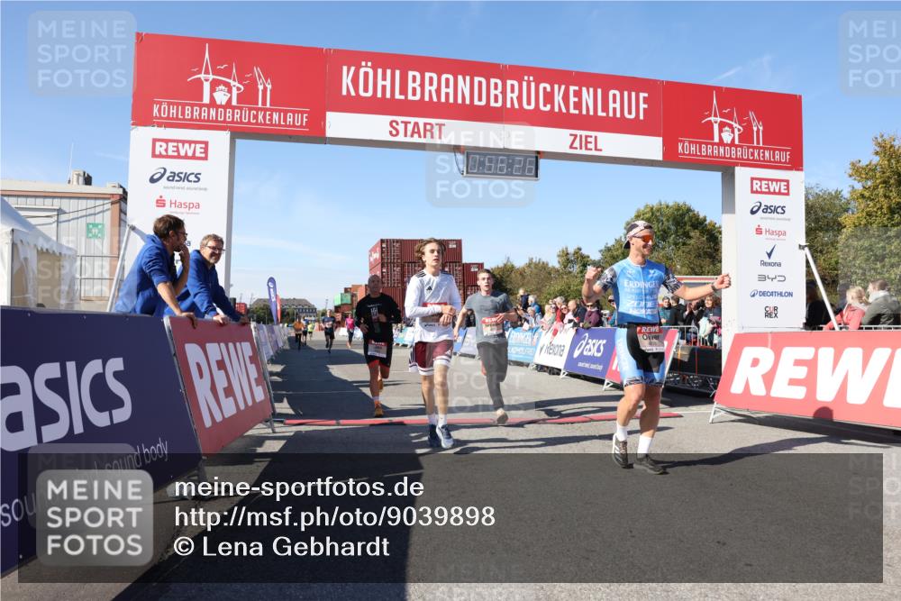 03.10.2025 - Köhlbrandbrückenlauf Lena Gebhardt http://msf.ph/oto/9039898 03.10.2025 12:56:26 Ziel 4028, 4050, 4078, 4166, 4170, 4231, 4478, 5957, 6266, 6408 meine-sportfotos.de