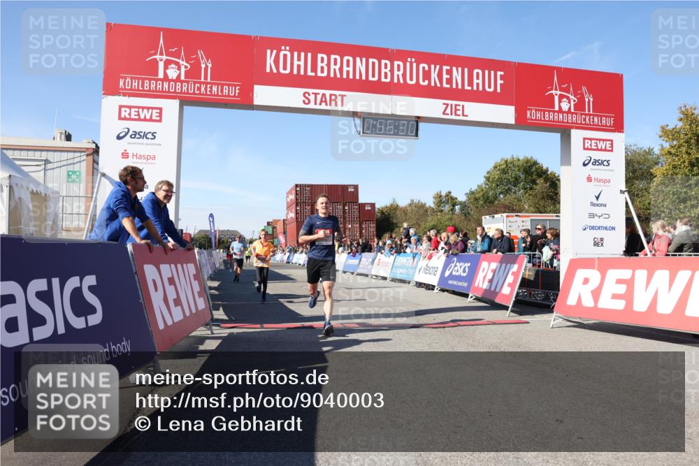 03.10.2025 - Köhlbrandbrückenlauf Lena Gebhardt http://msf.ph/oto/9040003 03.10.2025 12:56:31 Ziel 4028, 4054, 4096, 4166, 4170, 4231, 4478, 6266, 6408, 6769 meine-sportfotos.de
