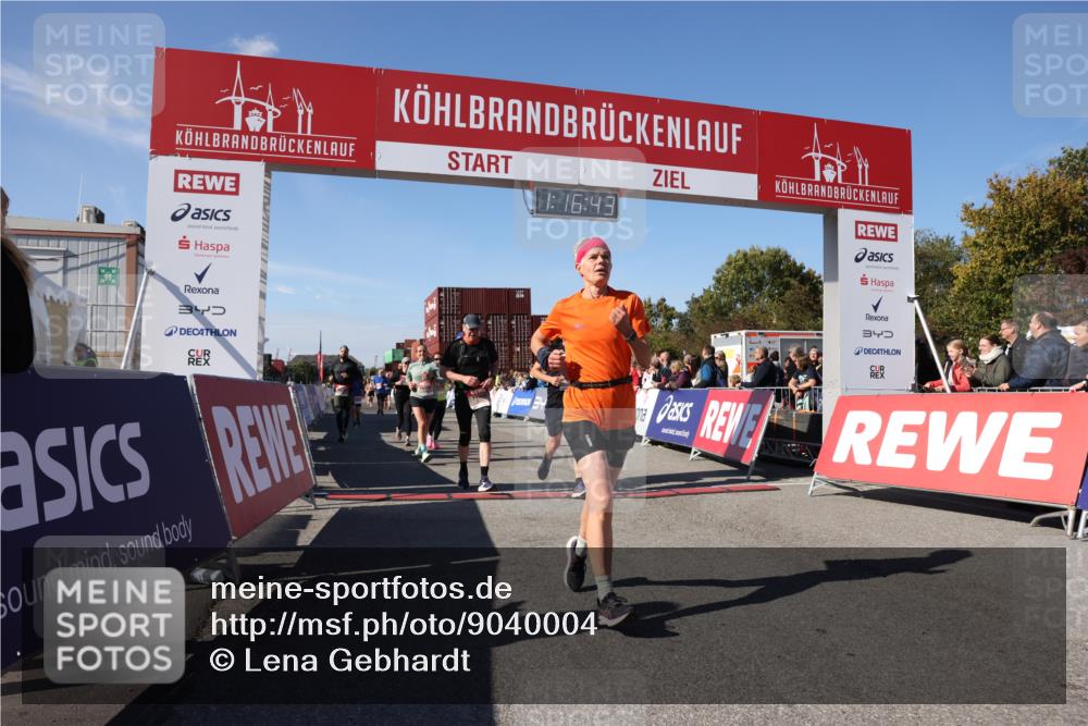 03.10.2025 - Köhlbrandbrückenlauf Lena Gebhardt http://msf.ph/oto/9040004 03.10.2025 13:16:44 Ziel 4036, 4235, 4330, 4356, 4431, 4551, 4813, 5028, 5099, 5104, 5630, 6299, 6340, 6343, 6620, 6697, 6746, 6785 meine-sportfotos.de