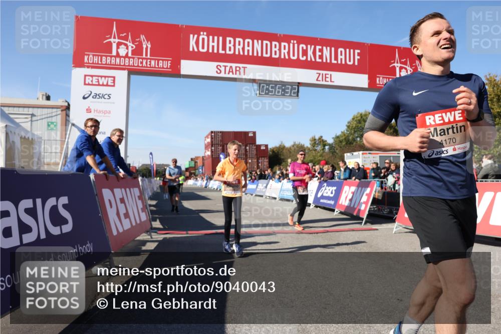 03.10.2025 - Köhlbrandbrückenlauf Lena Gebhardt http://msf.ph/oto/9040043 03.10.2025 12:56:33 Ziel 4054, 4096, 4166, 4170, 4231, 4478, 6266, 6408, 6769 meine-sportfotos.de