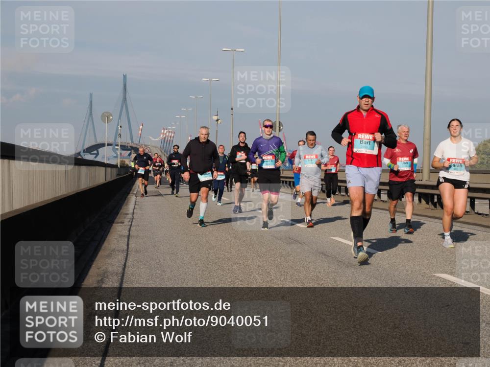 03.10.2025 - Köhlbrandbrückenlauf Fabian Wolf http://msf.ph/oto/9040051 03.10.2025 09:54:10 Position 3 2450, 1401 meine-sportfotos.de