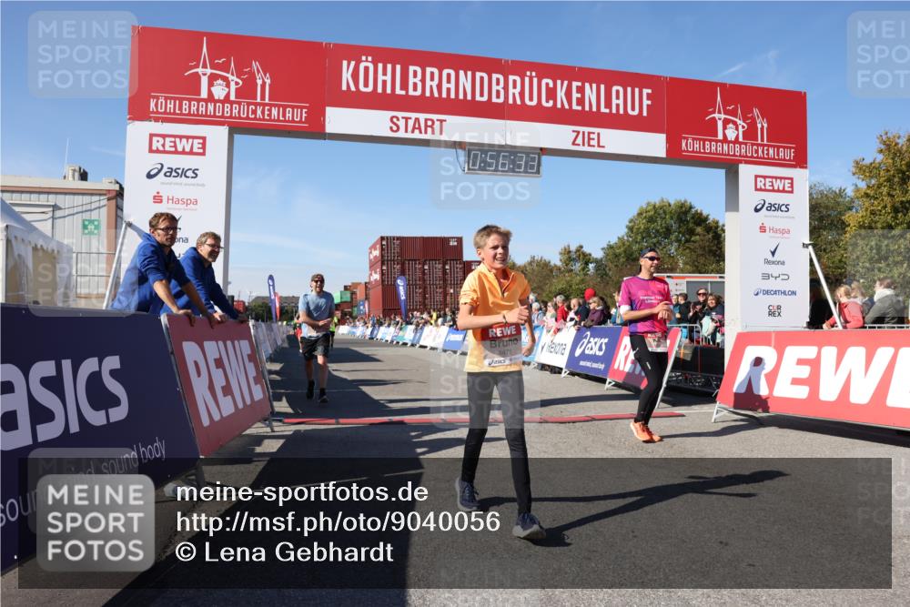 03.10.2025 - Köhlbrandbrückenlauf Lena Gebhardt http://msf.ph/oto/9040056 03.10.2025 12:56:33 Ziel 4054, 4096, 4166, 4170, 4231, 4478, 6266, 6408, 6769 meine-sportfotos.de