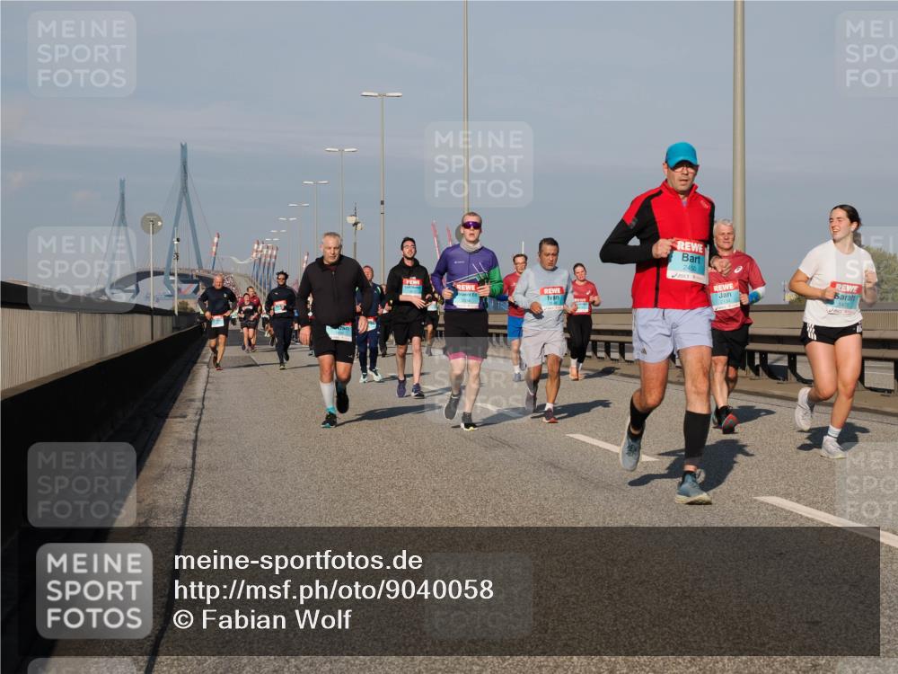 03.10.2025 - Köhlbrandbrückenlauf Fabian Wolf http://msf.ph/oto/9040058 03.10.2025 09:54:10 Position 3  meine-sportfotos.de