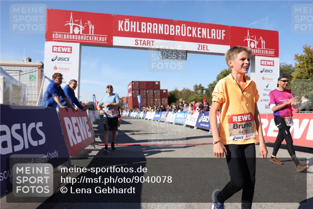 03.10.2025 - Köhlbrandbrückenlauf Lena Gebhardt http://msf.ph/oto/9040078 03.10.2025 12:56:35 Ziel 4054, 4096, 4170, 4231, 4478, 5091, 6266, 6408, 6769 meine-sportfotos.de