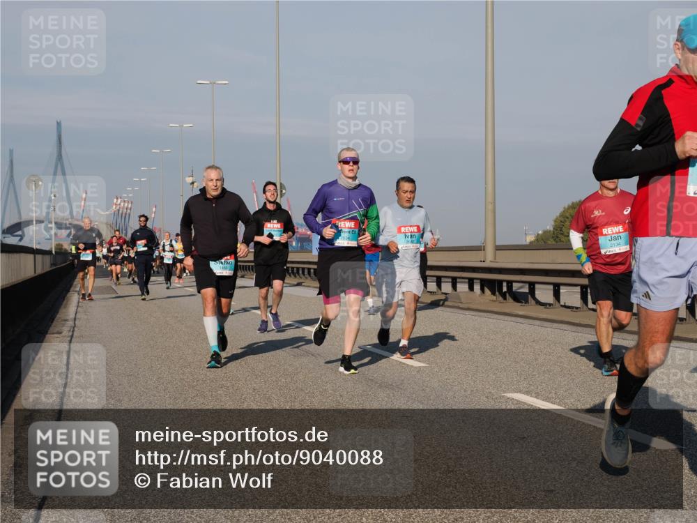 03.10.2025 - Köhlbrandbrückenlauf Fabian Wolf http://msf.ph/oto/9040088 03.10.2025 09:54:11 Position 3 1450, 2034, 2134 meine-sportfotos.de