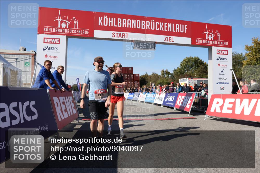 03.10.2025 - Köhlbrandbrückenlauf Lena Gebhardt http://msf.ph/oto/9040097 03.10.2025 12:56:37 Ziel 4054, 4096, 4170, 4478, 5091, 6408, 6769 meine-sportfotos.de