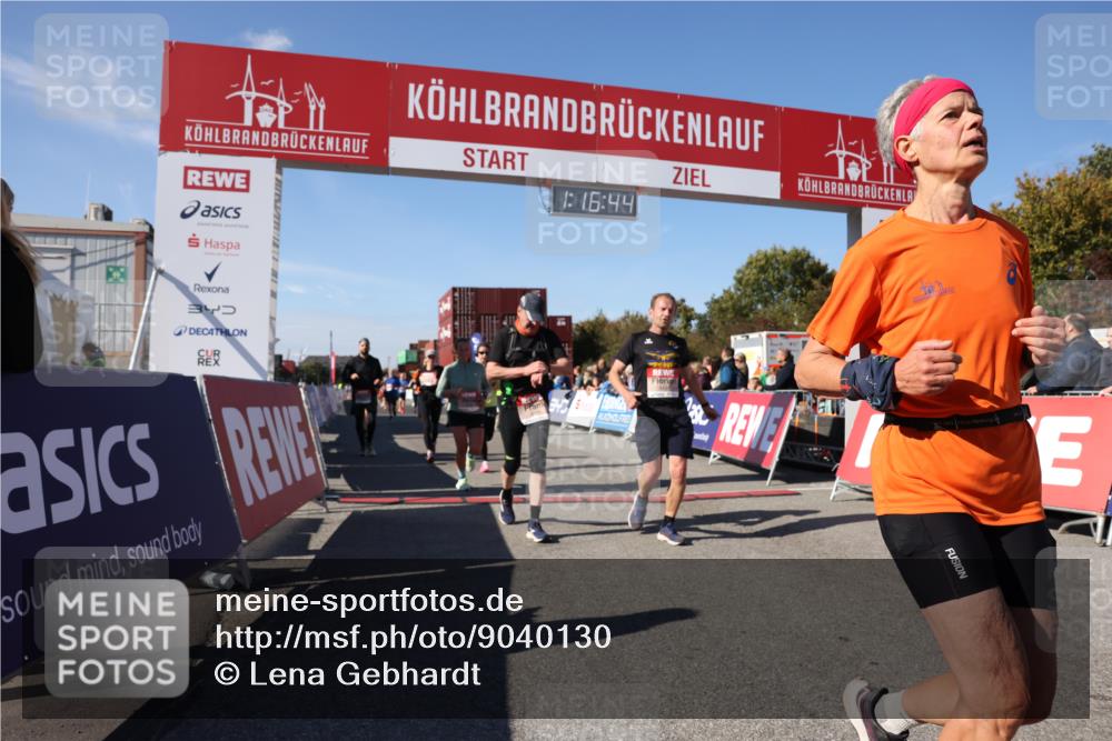 03.10.2025 - Köhlbrandbrückenlauf Lena Gebhardt http://msf.ph/oto/9040130 03.10.2025 13:16:45 Ziel 4036, 4235, 4330, 4356, 4431, 4551, 4813, 5028, 5053, 5099, 5104, 5166, 5630, 6286, 6299, 6340, 6343, 6620, 6697, 6746, 6785 meine-sportfotos.de