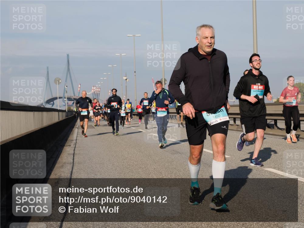 03.10.2025 - Köhlbrandbrückenlauf Fabian Wolf http://msf.ph/oto/9040142 03.10.2025 09:54:14 Position 3 1450 meine-sportfotos.de
