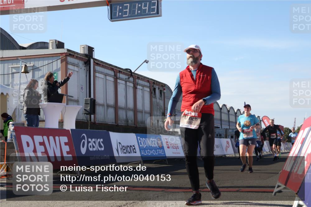 03.10.2025 - Köhlbrandbrückenlauf Luisa Fischer http://msf.ph/oto/9040153 03.10.2025 13:31:42 Ziel 4415, 4416, 5057, 5065, 5171, 5222, 6072, 6103, 6297 meine-sportfotos.de