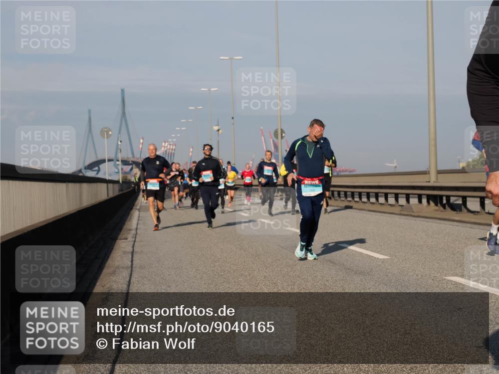 03.10.2025 - Köhlbrandbrückenlauf Fabian Wolf http://msf.ph/oto/9040165 03.10.2025 09:54:15 Position 3  meine-sportfotos.de